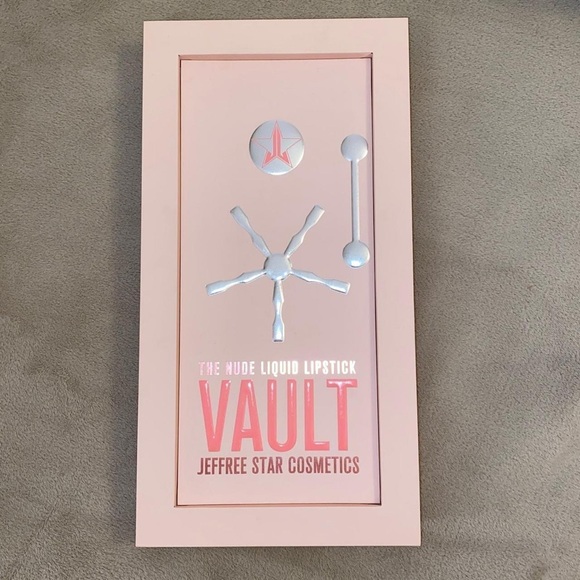 Jeffree Star Vault Cosmetics - Picture 1 of 4